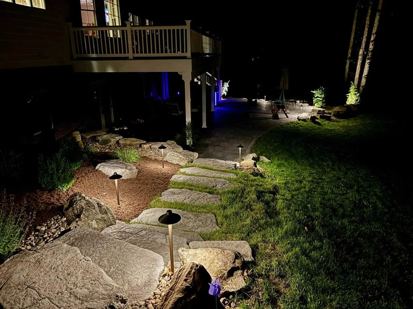 Outdoor lighting installed by Nikola Landscape Lighting